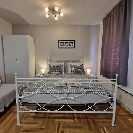 Apartment Mavero-Free Private Parking Zagabria Esterno foto
