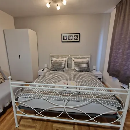 Apartment Mavero-Free Private Parking Zagabria Esterno foto
